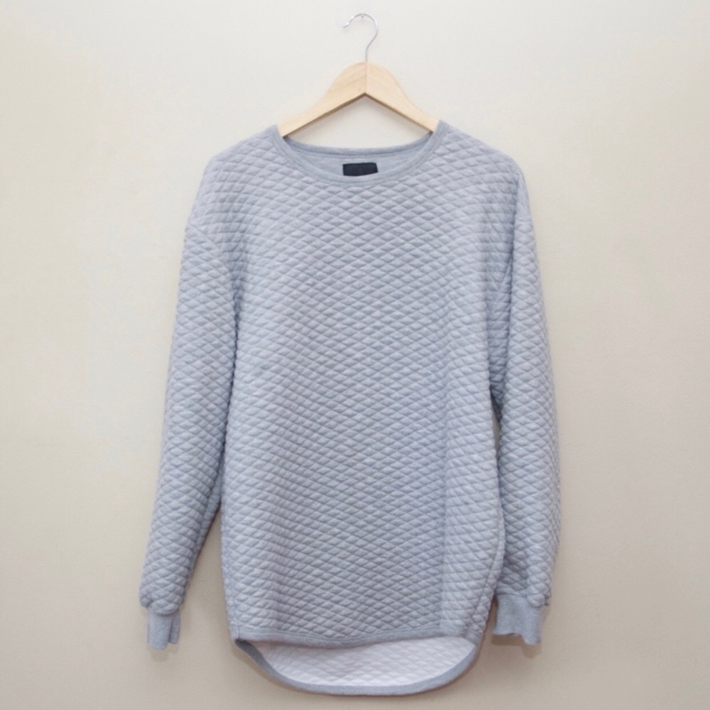 Gray detailed sweatshirt